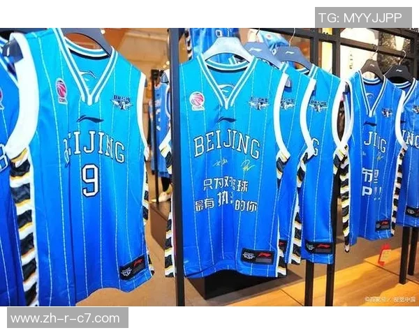 2025年美国足球球星球衣销量排行榜盘点 前十名球员表现出色 2025年美国足球球星球衣销量排行榜盘点 前十名球员表现出色