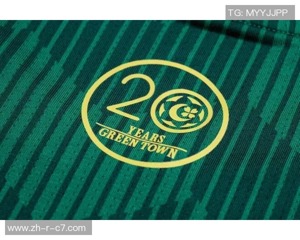 安踏携手足球球星共筑绿茵梦想引领运动潮流新风尚